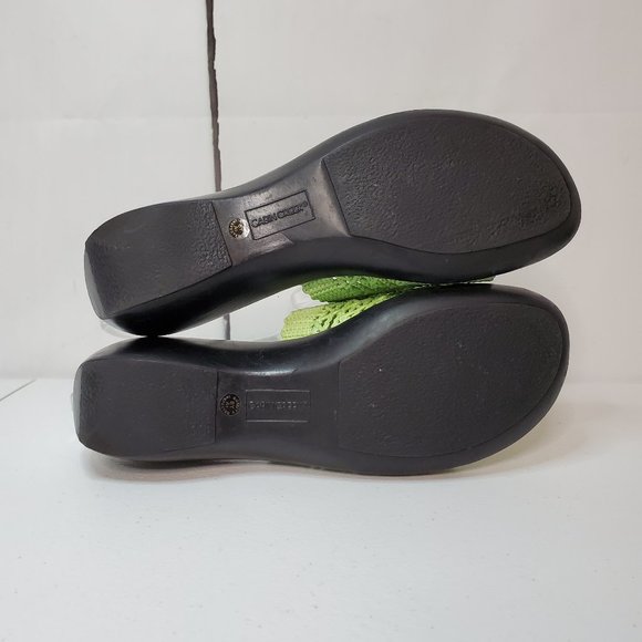 *SOLD* Cabin Creek Ginny Mesh Sandals 7.5 - Picture 6 of 8